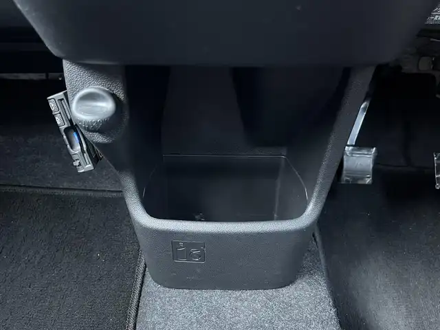 ダイハツ キャスト スポーツ SAⅡ 栃木県 2015(平27)年 7.7万km ブラックマイカメタリック (株)IDOMが運営する【じしゃロン宇都宮店】の自社ローン対象車両になります。こちらは現金ご利用時の価格です。自社ローンご希望の方は別途その旨お申付け下さい。/社外ナビ　/バックカメラ　/ＥＴＣ　/ＭＯＭＯステアリング　/衝突被害軽減システム　/横滑り防止装置　/レーンキープ　/盗難防止システム　/アイドリングストップ　/運転席シートヒーター　/純正１６インチアルミホイール