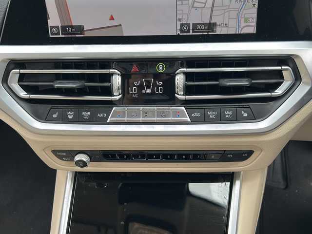 ＢＭＷ ３２０ｄ xDrive 長野県 2019(令1)年 6.4万km アルピンホワイトⅢ ・純正HDDナビゲーション/AM FM フルセグTV Bluetooth/・バックカメラ/・ETC/・衝突軽減ブレーキ/・レーンキープアシスト/・ブラインドスポットモニター/・クルーズコントロール/・harman/kardonスピーカー/・運転席シートメモリー/・パワーシート(D/N)/・LEDヘッドライト/・オートライト/・コーナーセンサー/・パワートランク/・純正17インチアルミホイール/・アイドリングストップ/・横滑り防止装置/・ドライブレコーダー/・フロアマット/・電動格納ミラー/・スマートキー/・エンジンプッシュスタート