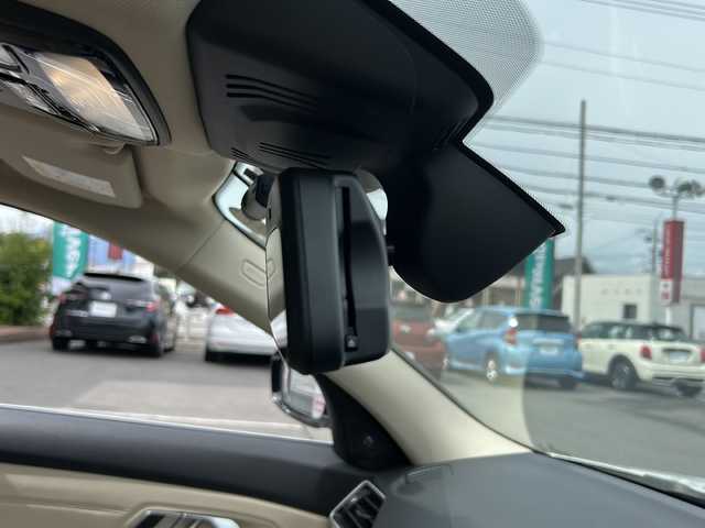 ＢＭＷ ３２０ｄ xDrive 長野県 2019(令1)年 6.4万km アルピンホワイトⅢ ・純正HDDナビゲーション/AM FM フルセグTV Bluetooth/・バックカメラ/・ETC/・衝突軽減ブレーキ/・レーンキープアシスト/・ブラインドスポットモニター/・クルーズコントロール/・harman/kardonスピーカー/・運転席シートメモリー/・パワーシート(D/N)/・LEDヘッドライト/・オートライト/・コーナーセンサー/・パワートランク/・純正17インチアルミホイール/・アイドリングストップ/・横滑り防止装置/・ドライブレコーダー/・フロアマット/・電動格納ミラー/・スマートキー/・エンジンプッシュスタート