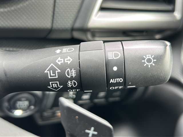 スバル フォレスター プレミアム 山口県 2018(平30)年 5.4万km ダークグレーメタリック 禁煙車/ワンオーナー/純正DIATONESOUNDビルトインナビ/フルセグTV/バックカメラ、フロントカメラ、サイドカメラ/ETC/純正ドライブレコーダー/黒本革シート/アイサイト/プリクラッシュブレーキ//アダプティブクルーズコントロール/車線中央維持・先行車追従操舵機能/車線逸脱抑制機能/AT誤発進・誤後進抑制制御/車線逸脱警報/先行車発進お知らせ/RAB(後退時自動ブレーキシステム)/アクティブ・トルク・ベクタリング/LEDヘッドライト/オートライト/ステアリング連動ヘッドライト/フロントフォグランプ/パワーリヤゲート(メモリー機能付)/前席パワーシート/運転席ポジションメモリー/全席シートヒーター/純正18インチアルミホイール/革巻きステアリング/ステアリングスイッチ/パドルシフト/ステアリングヒーター/純正フロアマット/純正ドアバイザー/電子パーキングブレーキ/オートブレーキホールド/プッシュスタート/電動格納ミラーウィンカー/アイドリングストップ/新車保証書・取扱説明書/スペアキー/記録簿R6.10