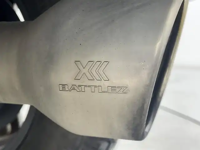 スズキ ジムニー XL 群馬県 2020(令2)年 5.5万km シルキーシルバーメタリック 純正8インチSDナビ/（フルセグTV/BT/CD/DVD/AM/FM）/‐‐‐‐‐‐‐‐‐‐‐‐　/純正８インチナビ　ＪＡＯＳ足廻りリフトアップ　ＪＡＯＳアルミホイール　ＪＡＯＳマフラー　社外ルーフキャリア　前後ドライブレコーダー　デュアルセンサーブレーキサポート　プッシュスタート　４ＷＤ　禁煙車