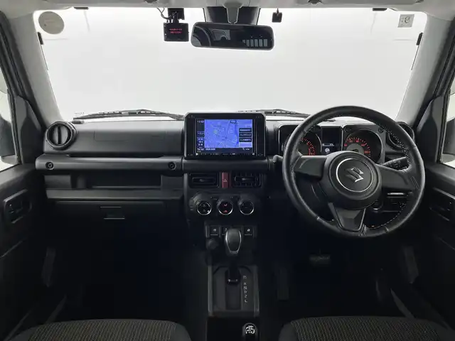 スズキ ジムニー XL 群馬県 2020(令2)年 5.5万km シルキーシルバーメタリック 純正8インチSDナビ/（フルセグTV/BT/CD/DVD/AM/FM）/‐‐‐‐‐‐‐‐‐‐‐‐　/純正８インチナビ　ＪＡＯＳ足廻りリフトアップ　ＪＡＯＳアルミホイール　ＪＡＯＳマフラー　社外ルーフキャリア　前後ドライブレコーダー　デュアルセンサーブレーキサポート　プッシュスタート　４ＷＤ　禁煙車