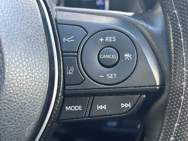 トヨタ ＲＡＶ４ ハイブリットG 沖縄県 2020(令2)年 7.2万km ホワイトパールクリスタルシャイン 純正ナビ（ＡＭ／ＦＭ／ＣＤ／ＤＶ／ＢＴ）　/モデリスタエアロ/パノラマサンルーフ/フルセグＴＶ　/衝突軽減装置　/バックモニター　/前後ドラレコ　/ＥＴＣ　/電動リアゲート　/クルーズコントロール　/シートヒーターＤ席　/パワーシートＤ席