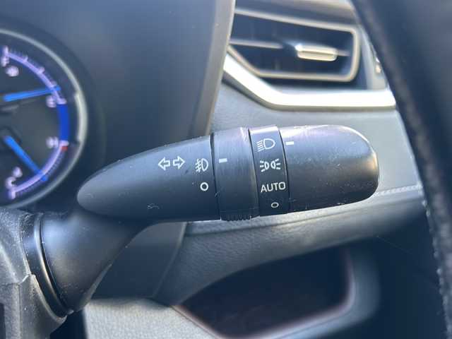 トヨタ ＲＡＶ４ ハイブリットG 沖縄県 2020(令2)年 7.2万km ホワイトパールクリスタルシャイン 純正ナビ（ＡＭ／ＦＭ／ＣＤ／ＤＶ／ＢＴ）　/モデリスタエアロ/パノラマサンルーフ/フルセグＴＶ　/衝突軽減装置　/バックモニター　/前後ドラレコ　/ＥＴＣ　/電動リアゲート　/クルーズコントロール　/シートヒーターＤ席　/パワーシートＤ席