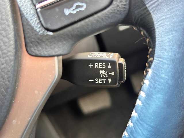 レクサス ＮＸ 300h Iパッケージ 宮城県 2015(平27)年 7.8万km ソニッククォーツ ムーンルーフ/18インチアルミホイール/プリクラッシュセーフティシステムセット/・ミリ波レーダー式プリクラッシュセーフティシステム/・レーダークルーズコントロール/パワーバックドア/コーナーセンサーセット/・クリアランスソナー/・バックソナー/AC100V/100W/＝＝＝/純正ナビ/・CD/DVD/・Blu-ray/・Bluetooth/・フルセグTV/バックモニター/サイドモニター/ビルトインETC/ドライブレコーダー/L_Texシート（合皮）/シートヒーター/ステアリングヒーター/パワーシート（運転席メモリー機能付）/革巻きステアリング/ステアリングスイッチ/パドルシフト/MTモード付AT/電動パーキングブレーキ/ブレーキホールド/角型3眼LEDヘッドランプ/LEDデイライト/オートライト/スマートキー＆プッシュスタート/スペアキー1本/カードキー/電動格納ミラー/フロアマット/トノカバー/W/サイド/ニー/カーテンエアバッグ