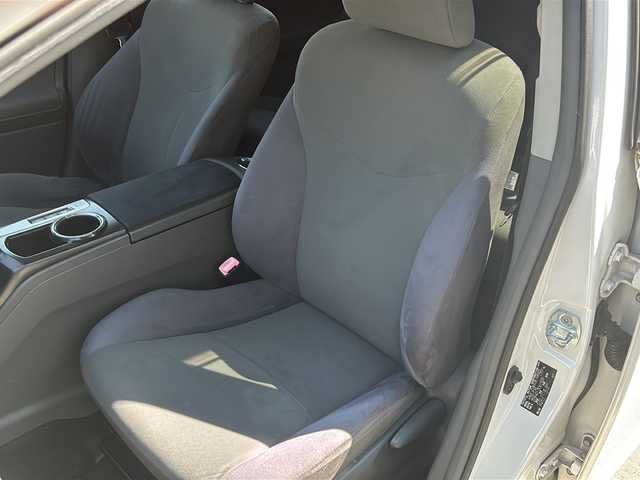 トヨタ プリウス α S 鳥取県 2013(平25)年 8.3万km ホワイトパールクリスタルシャイン ワンオーナー/ALPINEナビ/フルセグテレビ/CD/DVD/AM/FM/ブルートゥース/USB/バックカメラ/フリップダウンモニター/ドアバイザー/プッシュスタート/ETC/Wエアバッグ/サイドエアバッグ