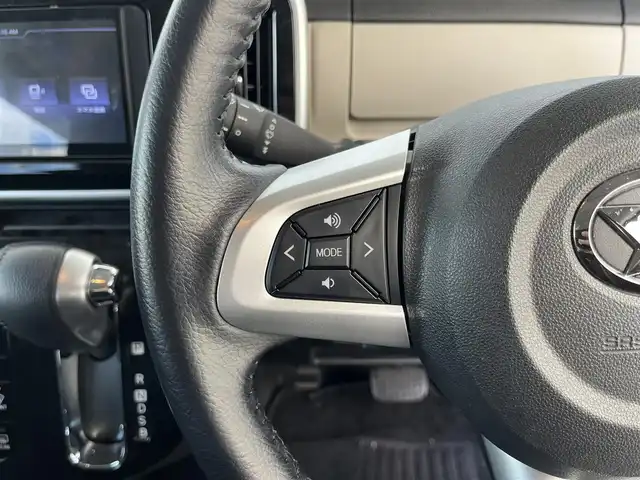 ダイハツ ムーヴ キャンバス G ブラックインテリア VS SAⅢ 高知県 2021(令3)年 2.6万km スムースグレーマイカメタリック/ブラックマイカメタリック 2トーン ディスプレイオーディオ/Bluetooth接続/ETC/Apple Car Play/Android Auto/ドライブレコーダー/全方位カメラ/AAC/社外フロアマット/両側パワースライドドア/シートヒーター/コーナーセンサー/オートLEDヘッドライト/オートマチックハイビーム/AM/FM/横滑り防止装置/盗難防止装置/衝突被害軽減システム/運転席＋助手席＋サイドエアバッグ