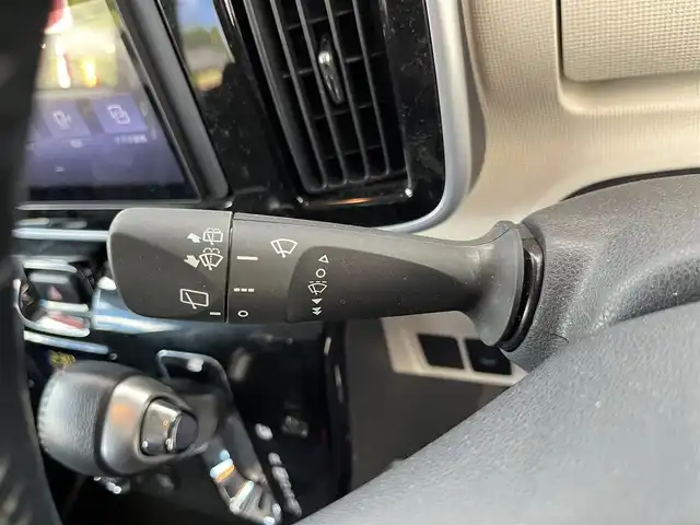 ダイハツ ムーヴ キャンバス G ブラックインテリア VS SAⅢ 高知県 2021(令3)年 2.6万km スムースグレーマイカメタリック/ブラックマイカメタリック 2トーン ディスプレイオーディオ/Bluetooth接続/ETC/Apple Car Play/Android Auto/ドライブレコーダー/全方位カメラ/AAC/社外フロアマット/両側パワースライドドア/シートヒーター/コーナーセンサー/オートLEDヘッドライト/オートマチックハイビーム/AM/FM/横滑り防止装置/盗難防止装置/衝突被害軽減システム/運転席＋助手席＋サイドエアバッグ