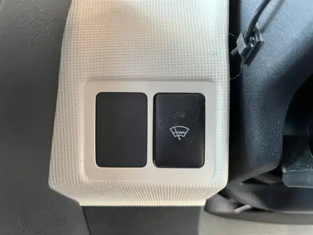 ダイハツ ムーヴ キャンバス G ブラックインテリア VS SAⅢ 高知県 2021(令3)年 2.6万km スムースグレーマイカメタリック/ブラックマイカメタリック 2トーン ディスプレイオーディオ/Bluetooth接続/ETC/Apple Car Play/Android Auto/ドライブレコーダー/全方位カメラ/AAC/社外フロアマット/両側パワースライドドア/シートヒーター/コーナーセンサー/オートLEDヘッドライト/オートマチックハイビーム/AM/FM/横滑り防止装置/盗難防止装置/衝突被害軽減システム/運転席＋助手席＋サイドエアバッグ