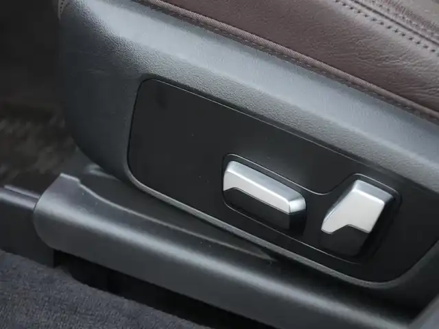 ＢＭＷ Ｘ３ xDrive20d Mスポーツ 静岡県 2022(令4)年 1.7万km ミネラルホワイト ワンオーナー/セレクトパッケージパノラマサンルーフ/モカレザーシートシートヒーター/ライブコクピットHDDナビフルセグTVBluetooth/全方位カメラ/OPカラーミネラルホワイト/デジタルコクピット/ブラックキドニーグリル/アンビエントライト/コンフォートアクセス/パワーテールゲート/ステアリングヒーター/GPSレーダー/前後ドライブレコーダー/DSRCETC