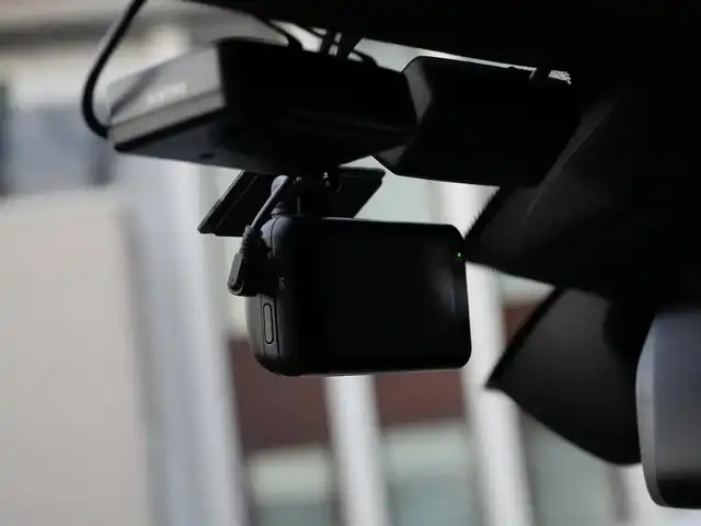 ＢＭＷ Ｘ３ xDrive20d Mスポーツ 静岡県 2022(令4)年 1.7万km ミネラルホワイト ワンオーナー/セレクトパッケージパノラマサンルーフ/モカレザーシートシートヒーター/ライブコクピットHDDナビフルセグTVBluetooth/全方位カメラ/OPカラーミネラルホワイト/デジタルコクピット/ブラックキドニーグリル/アンビエントライト/コンフォートアクセス/パワーテールゲート/ステアリングヒーター/GPSレーダー/前後ドライブレコーダー/DSRCETC