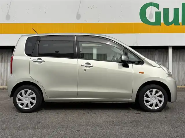 ダイハツ ムーヴ L 三重県 2011(平23)年 6万km シャンパンゴールドメタリックⅡ 登録時走行距離59494ｋｍ/カロツェッリアナビ/　・Bluetooth/　・ＤＶＤ/ＣＤ再生/　・ＴＶ/キーレス/純正フロアマット/電動格納ミラー/ライトレベリング/ドアバイザー