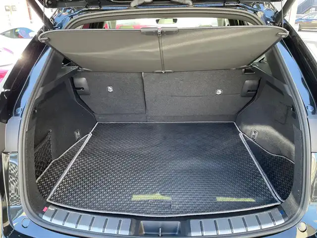 レクサス ＮＸ 350h Fスポーツ 神奈川県 2023(令5)年 1.3万km グラファイトブラックガラスフレーク ワンオーナー/パノラマルーフ/白/黒革シート/純正メモリーナビ・地デジTV/純正USB/BT/Miracast再生/パノラマモニター/ビルトインETC2.0/純正20インチAW/オレンジキャリパー/LEDライト/LEDフォグ/パワーバックドア/ルーフレール/レクサスセーフティシステム+/レーダークルーズコントロール/PCS/LDA/BSM/CTA/PKSB/RSA/コーナーセンサー/オートハイビーム/HUD/前席パワーシート/シートヒーター・エアシート/ステアリングヒーター/パドルシフト/AC100V/プッシュスタート/スマートキー×2・カードキー×1/R5/6/7年ディーラー整備記録/保証書・ユーザーガイドあり