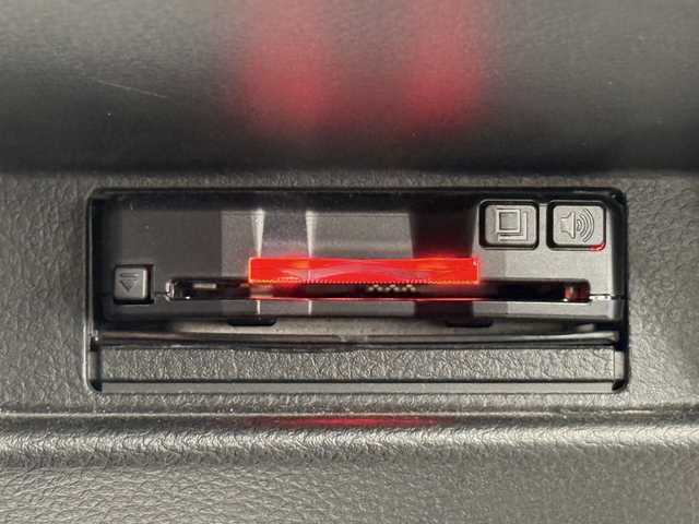 スズキ アルト ワークス 大阪府 2016(平28)年 11.6万km パールホワイト レカロシート/社外マフラー/ATOTO製ディスプレイオーディオ/Bluetooth/ミラーリンク/MT車/プッシュスタート＆スマートキー/バックカメラ/ETC/取説＆保証書/スペアスマートキー