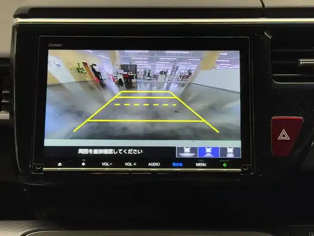 ホンダ ステップワゴン スパーダ eHEV G EXホンダS 三重県 2020(令2)年 2.7万km プラチナホワイトパール ハイブリッド/FF/インパネCVT/純正 9インチナビ VXM-207VFNi/（FM/AM/CD/DVD/TV/SD/Music Rack/USB/iPod/Bluetooth/HDMI/CarPlay）/バックカメラ/両側パワースライドドア/ドライブレコーダー 前後（前方のみナビ連動）/ビルトイン ETC2.0/Honda SENSING/・衝突軽減ブレーキ［CMBS］/・車線維持支援システム［LKAS］/・アダプティブクルーズコントロール［ACC］/・路外逸脱抑制機能/・標識認識機能/・先行車発進お知らせ機能/・パーキングセンサーシステム/装備/・ハーフレザーシート/・シートヒーター（D/N）/・トリプルゾーン・フルオートエアコン（左右＆後席）/・電子パーキングブレーキ＋ブレーキホールド機能/・オートライト/・LED ヘッドライト＋フロントフォグライト/・ステアリングスイッチ/・プッシュスタート/・純正16inAW/・取/ナビ取/・スマートキーx1