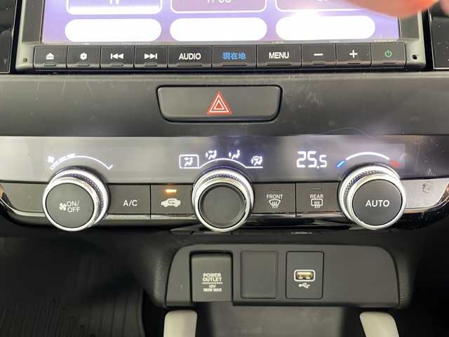 ホンダ フィット e:HEVホーム 沖縄県 2020(令2)年 2.7万km プラチナホワイトパール 禁煙車/県外仕入れ/ワンオーナー/8インチ純正ナビ/【CD/DVD/フルセグTV/BT】/バックカメラ/前後ドライブレコーダー/衝突被害軽減システム/前後コーナーセンサー/レーンキープアシスト/レーダークルーズコントロール/オートハイビーム/LEDヘッドライト/ハーフレザーシート/スマートキー