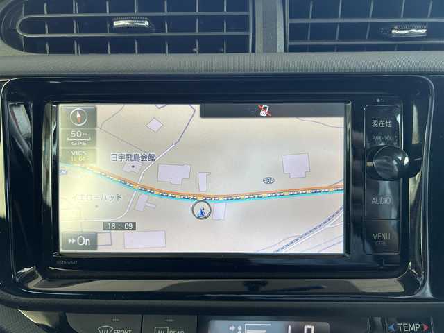 トヨタ アクア G ブラックソフトレザーセレ 長崎県 2015(平27)年 6.7万km スーパーレッドⅤ ワンオーナー/取扱説明書/純正SDナビ(AM/FM/BTフルセグTV)/プッシュスタート/スマートキー/ETC/ステアリングスイッチ/革巻きステアリング/追従無しクルーズコントロール/ドライブモードセレクト/前席シートヒーター/手動光軸調整ダイヤル/オートライト/電格ミラー/ドアバイザー/純正フロアマット/ABS/VSC/イモビライザーシステム/車両接近通報/SRSダブルエアバッグ/ISOFIX/ナノイー
