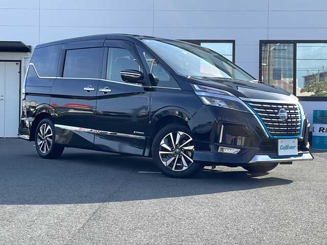 日産 セレナ e－パワー ハイウェイスター V 山口県 2020(令2)年 4.3万km ダイヤモンドブラック 純正メモリナビ【MM519DーL】/Bluetooth接続/アラウンドビューモニター/フルセグTV/ビルトインETC/ドライブレコーダー/USB入力端子/純正フロアマット/運転支援システム/・プロパイロット/・側方支援/・後側支援/・エマージェンシーブレーキ/・速度標識表示/・道路標識表示/・駐車支援/・ふらつき警報/・走行時間/・凍結注意/両側パワースライドドア/純正16インチアルミホイール/純正LEDライト/フォグライト/コーナーセンサー/保証書/取扱説明書/電動パーキングブレーキ/オートホールド機能/フリップダウンモニター/HDMI端子