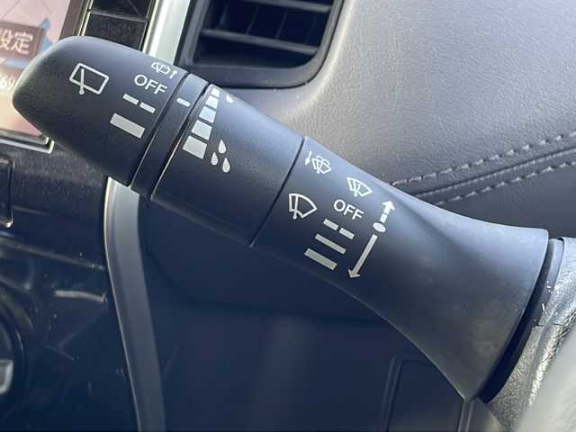 日産 セレナ e－パワー ハイウェイスター V 山口県 2020(令2)年 4.3万km ダイヤモンドブラック 純正メモリナビ【MM519DーL】/Bluetooth接続/アラウンドビューモニター/フルセグTV/ビルトインETC/ドライブレコーダー/USB入力端子/純正フロアマット/運転支援システム/・プロパイロット/・側方支援/・後側支援/・エマージェンシーブレーキ/・速度標識表示/・道路標識表示/・駐車支援/・ふらつき警報/・走行時間/・凍結注意/両側パワースライドドア/純正16インチアルミホイール/純正LEDライト/フォグライト/コーナーセンサー/保証書/取扱説明書/電動パーキングブレーキ/オートホールド機能/フリップダウンモニター/HDMI端子
