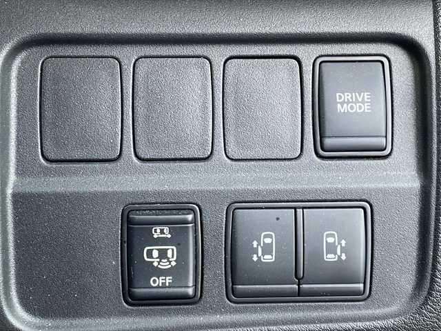 日産 セレナ e－パワー ハイウェイスター V 山口県 2020(令2)年 4.3万km ダイヤモンドブラック 純正メモリナビ【MM519DーL】/Bluetooth接続/アラウンドビューモニター/フルセグTV/ビルトインETC/ドライブレコーダー/USB入力端子/純正フロアマット/運転支援システム/・プロパイロット/・側方支援/・後側支援/・エマージェンシーブレーキ/・速度標識表示/・道路標識表示/・駐車支援/・ふらつき警報/・走行時間/・凍結注意/両側パワースライドドア/純正16インチアルミホイール/純正LEDライト/フォグライト/コーナーセンサー/保証書/取扱説明書/電動パーキングブレーキ/オートホールド機能/フリップダウンモニター/HDMI端子
