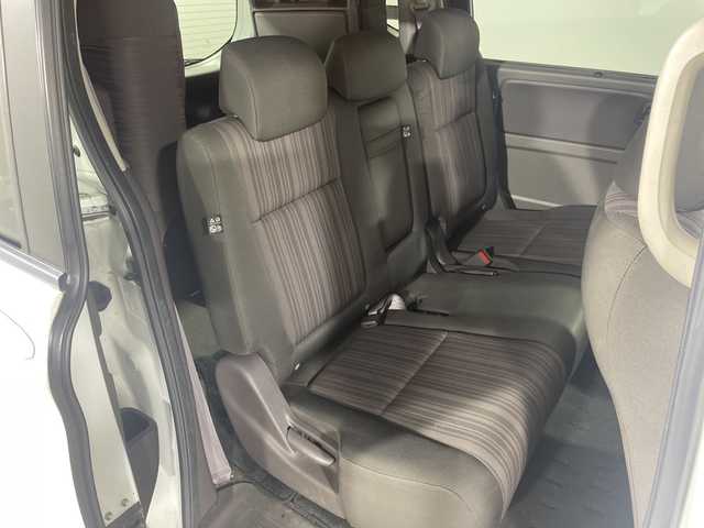 ホンダ フリード ハイブリット G ホンダセンシング 神奈川県 2019(平31)年 7.5万km ホワイトオーキッドパール 純正9型メモリーナビゲーション【VXM-197VFNi】/純正後席フリップダウンモニター/フルセグ　CD DVD　Bluetooth　AM FM SDMUSICRACK　/バックカメラ/両側電動スライドドア【サンシェード】/ホンダセンシング/CMBS衝突軽減ブレーキ/レーンキープアシストシステム/ACC先行車検知機能/レーダークルーズコントロール/先行車発進お知らせ機能/路外逸脱抑制機能/標識認識機能/社外前方ドライブレコーダー/ビルトインETC/ECON/プッシュスタート/スマートキー/LEDヘッドライト/オートライト