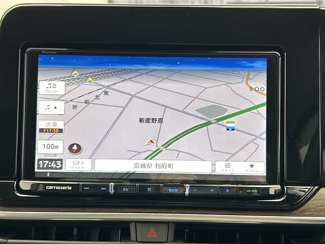 日産 オーラ G FOUR 宮城県 2023(令5)年 1万km ブリリアントシルバー 4WD/純正ナビ：AVIC-RQ912/フルセグTV/CD/DVD/AUX/iPod/HDMI/USB/BT/全方位カメラ/スペアキー×1/デジタルインナーミラー/衝突被害軽減システム/横滑り防止装置/ブラインドスポットモニター/オートマチックハイビーム/オートライト/純正17インチAW/純正フロアマット/ETC/ハーフレザー/前席シートヒーター/ステアリングヒーター/前後コーナーセンサー/前方ドライブレコーダー：CSD-690FHR/LEDヘッドライト