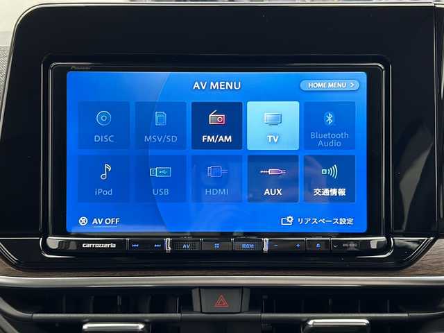 日産 オーラ G FOUR 宮城県 2023(令5)年 1万km ブリリアントシルバー 4WD/純正ナビ：AVIC-RQ912/フルセグTV/CD/DVD/AUX/iPod/HDMI/USB/BT/全方位カメラ/スペアキー×1/デジタルインナーミラー/衝突被害軽減システム/横滑り防止装置/ブラインドスポットモニター/オートマチックハイビーム/オートライト/純正17インチAW/純正フロアマット/ETC/ハーフレザー/前席シートヒーター/ステアリングヒーター/前後コーナーセンサー/前方ドライブレコーダー：CSD-690FHR/LEDヘッドライト
