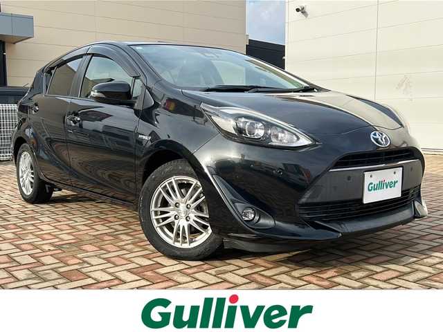 トヨタ アクア G ブラックソフトレザーセレ 鳥取県 2019(平31)年 4.9万km ブラックマイカ ワンオーナー/スマートキーx２個/ソフトレザーシート/ホワイトレザーインパネ/プリクラッシュセーフティ/レーンデパーチャー/クルーズコントロール/オートハイビーム/クリアランスソナー/純正メモリナビ/フルセグ・Bluetooth/バックカメラ/前席シートヒーター/nano-eエアコン/液晶メーターパネル/オートライト/オートリトラクトミラー/革巻ステアリング/ビルトインETC/保証書・取説