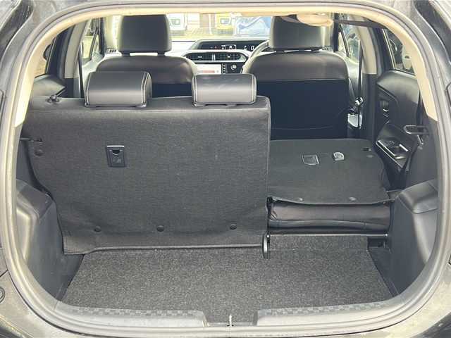 トヨタ アクア G ブラックソフトレザーセレ 鳥取県 2019(平31)年 4.9万km ブラックマイカ ワンオーナー/スマートキーx２個/ソフトレザーシート/ホワイトレザーインパネ/プリクラッシュセーフティ/レーンデパーチャー/クルーズコントロール/オートハイビーム/クリアランスソナー/純正メモリナビ/フルセグ・Bluetooth/バックカメラ/前席シートヒーター/nano-eエアコン/液晶メーターパネル/オートライト/オートリトラクトミラー/革巻ステアリング/ビルトインETC/保証書・取説