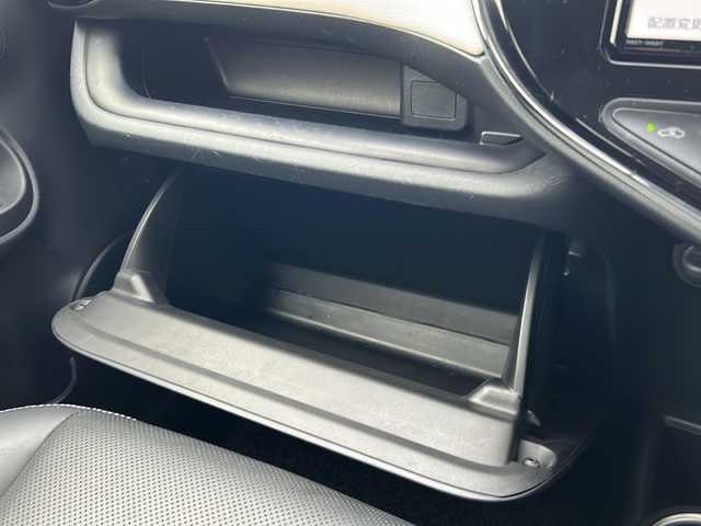 トヨタ アクア G ブラックソフトレザーセレ 鳥取県 2019(平31)年 4.9万km ブラックマイカ ワンオーナー/スマートキーx２個/ソフトレザーシート/ホワイトレザーインパネ/プリクラッシュセーフティ/レーンデパーチャー/クルーズコントロール/オートハイビーム/クリアランスソナー/純正メモリナビ/フルセグ・Bluetooth/バックカメラ/前席シートヒーター/nano-eエアコン/液晶メーターパネル/オートライト/オートリトラクトミラー/革巻ステアリング/ビルトインETC/保証書・取説