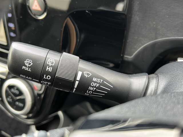 トヨタ アクア G ブラックソフトレザーセレ 鳥取県 2019(平31)年 4.9万km ブラックマイカ ワンオーナー/スマートキーx２個/ソフトレザーシート/ホワイトレザーインパネ/プリクラッシュセーフティ/レーンデパーチャー/クルーズコントロール/オートハイビーム/クリアランスソナー/純正メモリナビ/フルセグ・Bluetooth/バックカメラ/前席シートヒーター/nano-eエアコン/液晶メーターパネル/オートライト/オートリトラクトミラー/革巻ステアリング/ビルトインETC/保証書・取説