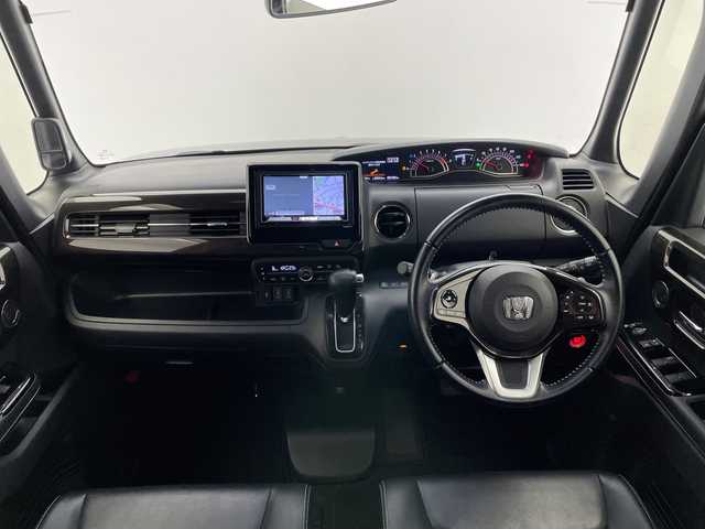 ホンダ Ｎ ＢＯＸ カスタム G EX ターボ ホンダセンシング 長野県 2018(平30)年 5.3万km プレミアムグラマラスブロンズP ホンダセンシング/アダプティブ・クルーズ・コントロール/LKAS〈車線維持支援システム〉/オートハイビーム/先行車発進お知らせ機能/標識認識機能/ターボ/４WD/社外SDナビ（フルセグ/DVD/CD/BT）/バックカメラ/社外ドライブレコーダー/ハーフレザーシート/前席シートヒーター/ビルトインETC/両側パワースライド/革巻きステリング/リアサイドサンシェード/フロアマット/LEDヘットライト/LEDフォグランプ