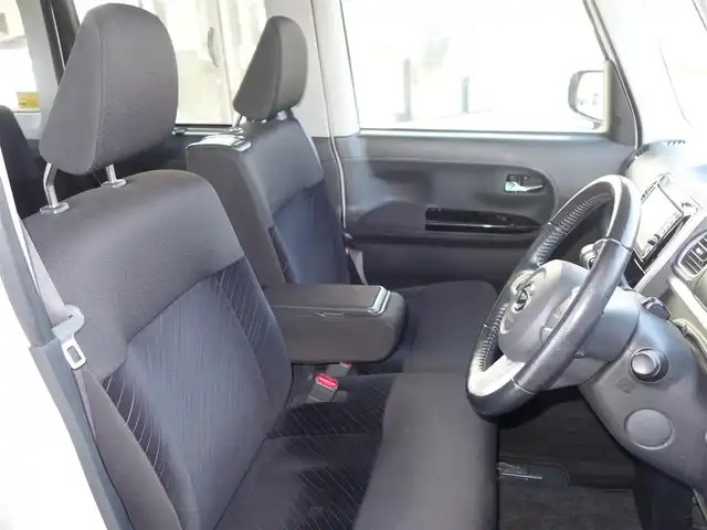 ダイハツ タント カスタム RS スマートセレ SA 静岡県 2014(平26)年 6.5万km パールホワイトⅢ 禁煙車/スマートアシスト/　衝突軽減ブレーキ/　誤発進抑制機能/　先行車お知らせ機能/車検R9年7月24日まで/純正オプションナビ（NSZP-W640D）/　　CD/DVD/BT/ワンセグTV/HDMI/バックカメラ/両側パワースライドドア/社外ETC/ecoIDLE/ステアリングスイッチ/オートライト/LEDヘッドライト/オートライト/フォグランプ/純正フロアマット/取扱説明書/保証書