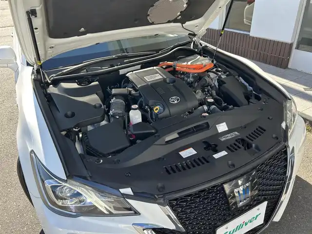 トヨタ クラウン ハイブリッド アスリートG 静岡県 2018(平30)年 5.7万km ホワイトパールクリスタルシャイン サンルーフ/トヨタセーフティーセンス/・プリクラッシュセーフティシステム/・レーンディパーチャーアラート/・アダプティブハイビームシステム/・オートマチックハイビーム/・レーダークルーズコントロール/純正8インチナビ/FM/AM/CD/DVD/Blue-ray/Bluetooth/ブラインドスポットモニター/ハンドルヒーター/レザーシート/前席シートヒーター/前席エアシート/バックカメラ/純正17AW/ビルトインETC2.0