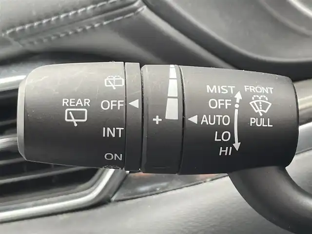 マツダ ＣＸ－５ XD Lパッケージ 滋賀県 2017(平29)年 12.1万km ジェットブラックマイカ 禁煙車/８インチマツダコネクトナビ（Ｂｌｕｅｔｏｏｔｈ／フルセグ／ＤＶＤ／ＵＳＢ）/クルーズコントロール/ビルトインＥＴＣ/コーナーセンサー/シートヒーター/ハンドルヒーター/Ｂｏｓｅサウンドシステム/電動リアゲート/レーンキープアシスト/ブレーキホールド/電動パーキングブレーキ/バック、サイドカメラ