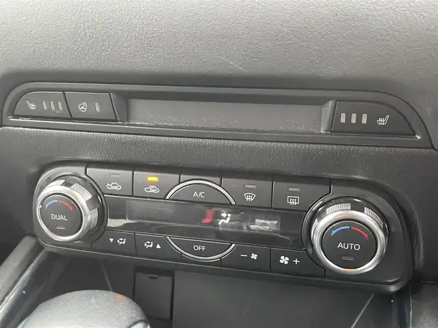 マツダ ＣＸ－５ XD Lパッケージ 滋賀県 2017(平29)年 12.1万km ジェットブラックマイカ 禁煙車/８インチマツダコネクトナビ（Ｂｌｕｅｔｏｏｔｈ／フルセグ／ＤＶＤ／ＵＳＢ）/クルーズコントロール/ビルトインＥＴＣ/コーナーセンサー/シートヒーター/ハンドルヒーター/Ｂｏｓｅサウンドシステム/電動リアゲート/レーンキープアシスト/ブレーキホールド/電動パーキングブレーキ/バック、サイドカメラ