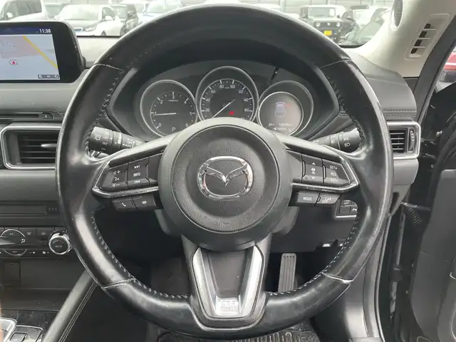 マツダ ＣＸ－５ XD Lパッケージ 滋賀県 2017(平29)年 12.1万km ジェットブラックマイカ 禁煙車/８インチマツダコネクトナビ（Ｂｌｕｅｔｏｏｔｈ／フルセグ／ＤＶＤ／ＵＳＢ）/クルーズコントロール/ビルトインＥＴＣ/コーナーセンサー/シートヒーター/ハンドルヒーター/Ｂｏｓｅサウンドシステム/電動リアゲート/レーンキープアシスト/ブレーキホールド/電動パーキングブレーキ/バック、サイドカメラ