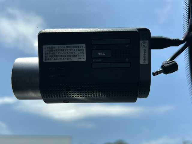プジョー ２００８ GTライン 東京都 2016(平28)年 6.3万km ルージュトルマリン 社外フルセグナビ（CNZU510DXA）/（Bluetooth/USB/iPod/AUX）/ドライブレコーダー（前後）/純正フロアマット/純正17インチアルミホイール/ルーフレール/コーナーセンサー（後ろのみ）/横滑り防止装置/レーンアシスト/ダウンヒルアシストコントロール/リモコンキー/スペアキー１本/保証書/取説書