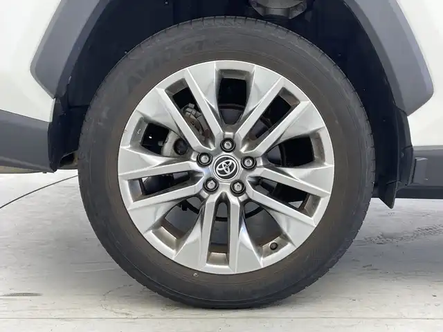 トヨタ ＲＡＶ４ G Zパッケージ 愛知県 2020(令2)年 6.1万km ホワイトパールクリスタルシャイン 純正ナビ/・フルセグ/・Ｂｌｕｅｔｏｏｔｈ/・ＤＶＤ/・ＨＤＭＩ/デジタルインナーミラー/前席シートヒーター/ステアリングヒーター/バックカメラ/クルコン/衝突軽減ブレーキ/ブラインドスポットモニター/コーナーセンサー/車線逸脱警告/標識認識機能/RKSB/RCTA/電動リアゲート/スマートキー/オートライト/オートハイビーム