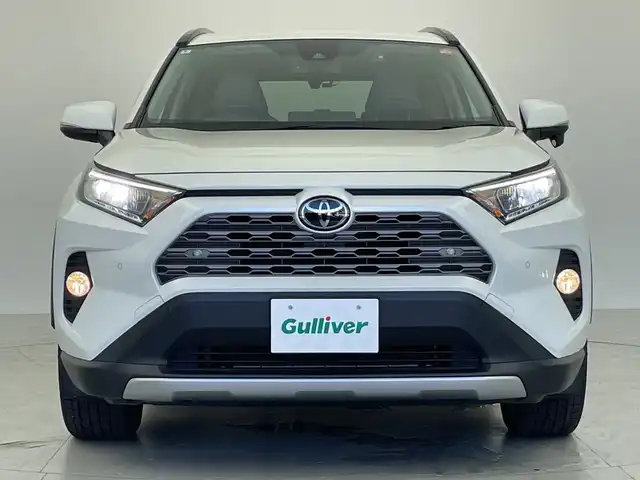 トヨタ ＲＡＶ４ G Zパッケージ 愛知県 2020(令2)年 6.1万km ホワイトパールクリスタルシャイン 純正ナビ/・フルセグ/・Ｂｌｕｅｔｏｏｔｈ/・ＤＶＤ/・ＨＤＭＩ/デジタルインナーミラー/前席シートヒーター/ステアリングヒーター/バックカメラ/クルコン/衝突軽減ブレーキ/ブラインドスポットモニター/コーナーセンサー/車線逸脱警告/標識認識機能/RKSB/RCTA/電動リアゲート/スマートキー/オートライト/オートハイビーム