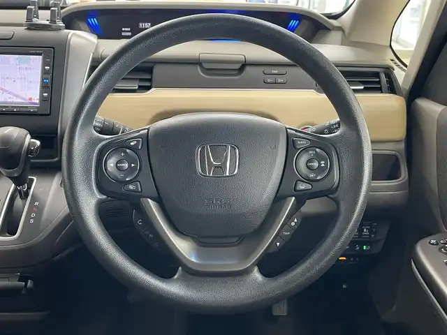 ホンダ フリード G ホンダセンシング 道央・札幌 2018(平30)年 4.1万km クリスタルブラックパール ・4WD/・純正ナビ/CD/SD/BT/・バックカメラ/・両側パワースライドドア/・ホンダセンシング/・CMBS/・アダプティブクルーズコントロール/・先行車発進お知らせ/・路外逸脱抑制システム/・レーンキープアシスト/・標識認識機能/・横滑り防止/・ワイパーデアイサー/・ビルトインETC/・LEDヘッドライト/・アイドリングストップ/・前席シートヒーター/・プッシュスタート/・スマートキー/・ドアバイザー/・電格ミラー/・ミラーヒーター/・夏タイヤ15インチホイル積込