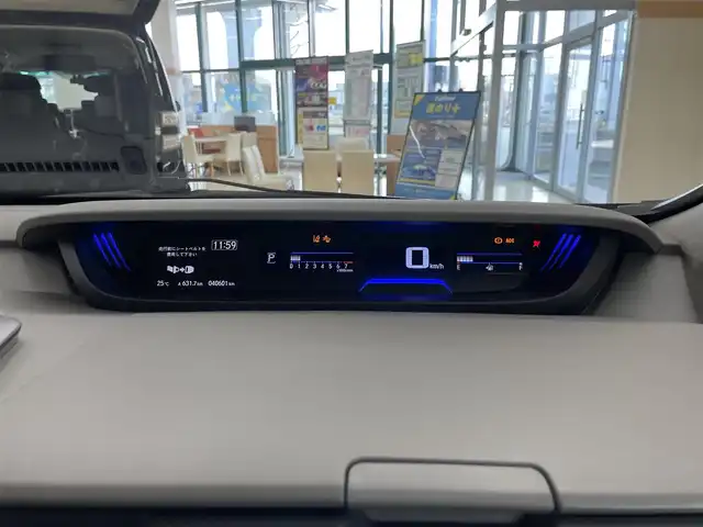 ホンダ フリード G ホンダセンシング 道央・札幌 2018(平30)年 4.1万km クリスタルブラックパール ・4WD/・純正ナビ/CD/SD/BT/・バックカメラ/・両側パワースライドドア/・ホンダセンシング/・CMBS/・アダプティブクルーズコントロール/・先行車発進お知らせ/・路外逸脱抑制システム/・レーンキープアシスト/・標識認識機能/・横滑り防止/・ワイパーデアイサー/・ビルトインETC/・LEDヘッドライト/・アイドリングストップ/・前席シートヒーター/・プッシュスタート/・スマートキー/・ドアバイザー/・電格ミラー/・ミラーヒーター/・夏タイヤ15インチホイル積込