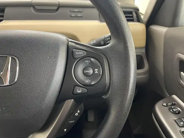 ホンダ フリード G ホンダセンシング 道央・札幌 2018(平30)年 4.1万km クリスタルブラックパール ・4WD/・純正ナビ/CD/SD/BT/・バックカメラ/・両側パワースライドドア/・ホンダセンシング/・CMBS/・アダプティブクルーズコントロール/・先行車発進お知らせ/・路外逸脱抑制システム/・レーンキープアシスト/・標識認識機能/・横滑り防止/・ワイパーデアイサー/・ビルトインETC/・LEDヘッドライト/・アイドリングストップ/・前席シートヒーター/・プッシュスタート/・スマートキー/・ドアバイザー/・電格ミラー/・ミラーヒーター/・夏タイヤ15インチホイル積込