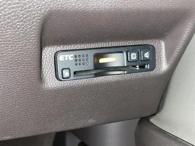 ホンダ フリード G ホンダセンシング 道央・札幌 2018(平30)年 4.1万km クリスタルブラックパール ・4WD/・純正ナビ/CD/SD/BT/・バックカメラ/・両側パワースライドドア/・ホンダセンシング/・CMBS/・アダプティブクルーズコントロール/・先行車発進お知らせ/・路外逸脱抑制システム/・レーンキープアシスト/・標識認識機能/・横滑り防止/・ワイパーデアイサー/・ビルトインETC/・LEDヘッドライト/・アイドリングストップ/・前席シートヒーター/・プッシュスタート/・スマートキー/・ドアバイザー/・電格ミラー/・ミラーヒーター/・夏タイヤ15インチホイル積込