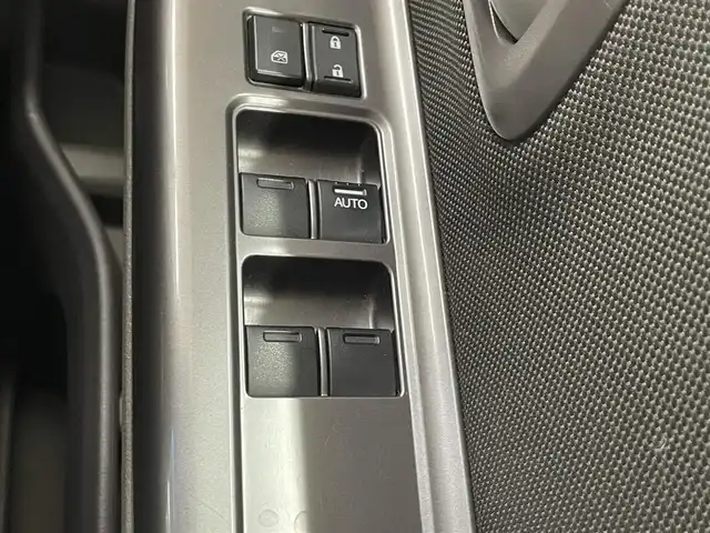 ホンダ フリード G ホンダセンシング 道央・札幌 2018(平30)年 4.1万km クリスタルブラックパール ・4WD/・純正ナビ/CD/SD/BT/・バックカメラ/・両側パワースライドドア/・ホンダセンシング/・CMBS/・アダプティブクルーズコントロール/・先行車発進お知らせ/・路外逸脱抑制システム/・レーンキープアシスト/・標識認識機能/・横滑り防止/・ワイパーデアイサー/・ビルトインETC/・LEDヘッドライト/・アイドリングストップ/・前席シートヒーター/・プッシュスタート/・スマートキー/・ドアバイザー/・電格ミラー/・ミラーヒーター/・夏タイヤ15インチホイル積込