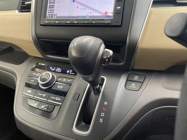 ホンダ フリード G ホンダセンシング 道東・釧路十勝 2018(平30)年 4.1万km クリスタルブラックパール ・4WD/・純正ナビ/CD/SD/BT/・バックカメラ/・両側パワースライドドア/・純正エンジンスターター/・ホンダセンシング/・CMBS/・アダプティブクルーズコントロール/・先行車発進お知らせ/・路外逸脱抑制システム/・レーンキープアシスト/・標識認識機能/・横滑り防止/・ワイパーデアイサー/・ビルトインETC/・LEDヘッドライト/・アイドリングストップ/・前席シートヒーター/・プッシュスタート/・スマートキー/・ドアバイザー/・電格ミラー/・ミラーヒーター/・夏タイヤ15インチホイル積込