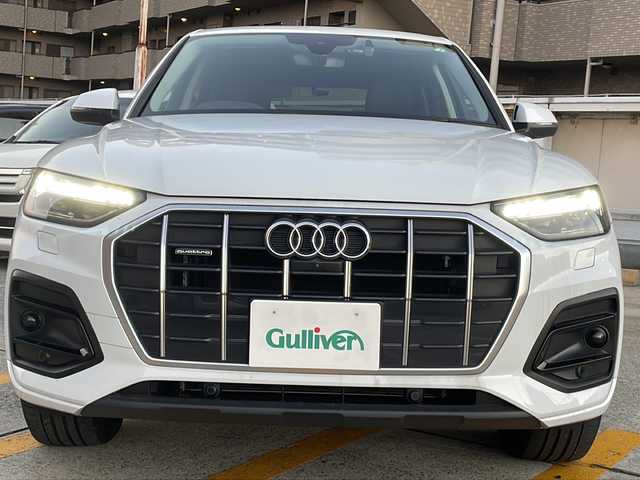 アウディ アウディ Ｑ５ SB 40TDIクワトロアドバンスド 広島県 2021(令3)年 4.7万km グレイシアホワイトメタリック ラグジュアリーパッケージ/plusパッケージ/OP19インチAW/マトリクスLEDヘッドライト/TVチューナー/黒革シート/パワーシート（ランバーサポート付）/シートヒーター（運転席/助手席/後席左右）/パワーバックドア/純正メモリナビ/サラウンドビューカメラ/アダプティブクルーズコントロール/レーンキープアシスト/衝突軽減ブレーキ/パーキングアシスト/コーナーセンサー/パドルシフト/ETC2.0/純正ドライブレコーダー/USB入力端子
