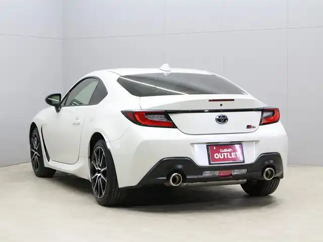 トヨタ ＧＲ８６ SZ 三重県 2023(令5)年 1.7万km クリスタルホワイトパール KENWOOD 9インチメモリナビ・地デジTV/・DVD/CD/・Bluetooth/バックカメラ/コムテック前後ドライブレコーダー/クルーズコントロール/ETC/純正17インチ5本V字スポーク切削光輝ブラック塗装アルミホイール/シルバー加飾付フルLEDヘッドランプ/・オートライト/プッシュエンジンスタート/スマートキー×2