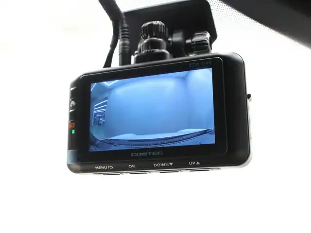 トヨタ ＧＲ８６ SZ 三重県 2023(令5)年 1.7万km クリスタルホワイトパール KENWOOD 9インチメモリナビ・地デジTV/・DVD/CD/・Bluetooth/バックカメラ/コムテック前後ドライブレコーダー/クルーズコントロール/ETC/純正17インチ5本V字スポーク切削光輝ブラック塗装アルミホイール/シルバー加飾付フルLEDヘッドランプ/・オートライト/プッシュエンジンスタート/スマートキー×2