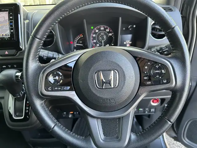 ホンダ Ｎ ＷＧＮ カスタム Lターボ ホンダS 長崎県 2020(令2)年 1.9万km シャイニンググレーM ワンオーナー/純正SDナビ(FM/AM/CD/DVD/BT/フルセグTV)/プッシュスタート/ビルトインETC/レーダークルーズコントロール/パドルシフト/バックカメラ/オートブレーキホールド/電動パーキング/電動ウィンカミラー/ヘッドライトレベライザ/ハーフレザーシート/D席シートヒーター/純正フロアマット/純正アルミホイール/リアソナー/衝突軽減ブレーキ/ABS/横滑り防止装置/車線維持支援システム/レーンデパーチャー/路外逸脱抑制システム/標識認識機能/CMBS警報/ACC先行車検知音/SRSダブルエアバッグ/SRSカーテンエアバッグ/スマートキー/取扱説明書/ナビ取扱説明書/保証書